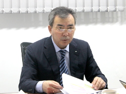Султанов
