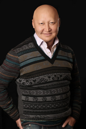 Женишбек Назаралиев