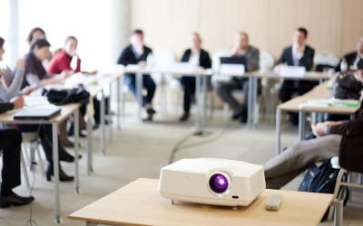 training-seminar-meeting