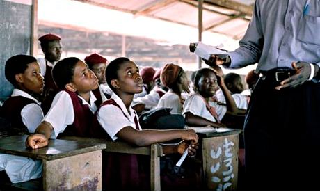 Nigerian-children-at-scho-007