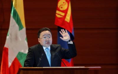 Elbegdorj in Myanmar