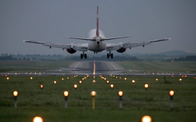 runway-plane-airport