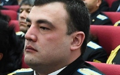 anti-corruption agency officer