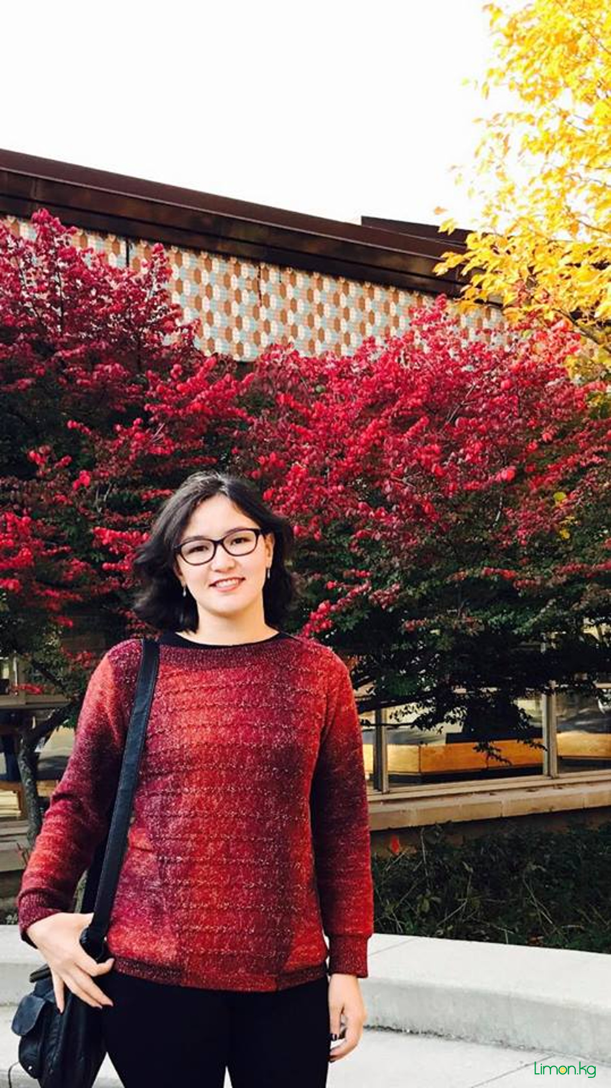 Yashirin kamera qizlar uyda yolgiz onanizm