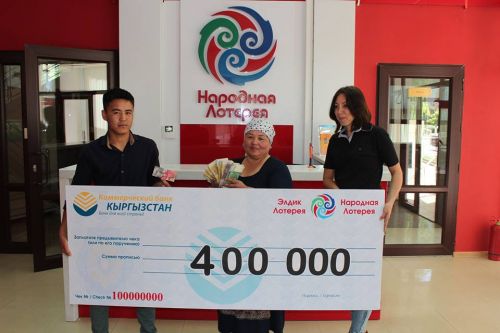 10374412_660350114020041_374035062_n