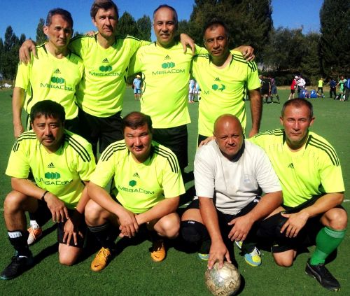 megacom_football_team