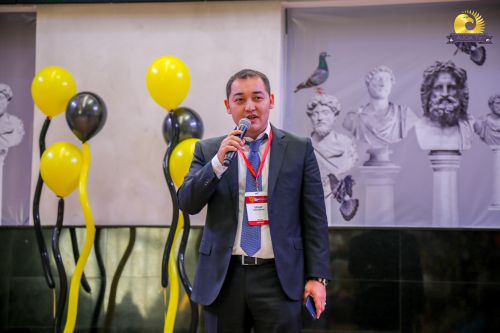 Yernar_Nakisbekov_na_otkrytii_RJF