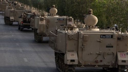 _75575388_7da9afef-2114-493e-ba85-cd61cfefd06f