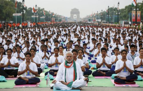 yogaday-narendramodi