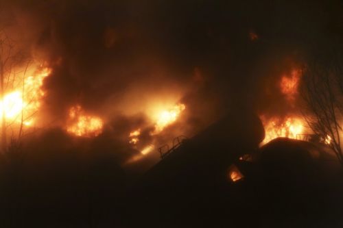 BN-GZ220_0216wv_J_20150216202215