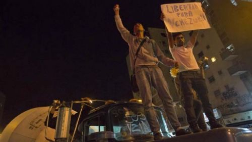 Venezuela Mayor Arres_Cham640360022015