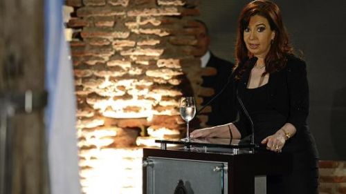 101877525-452080184.530x298