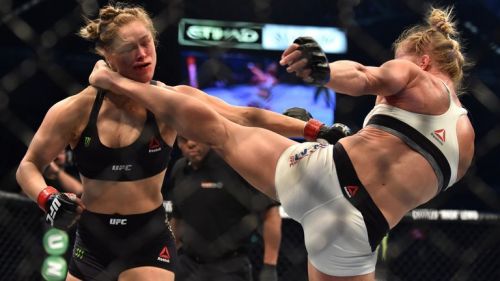 Ronda Rousey loses to Holly Holm