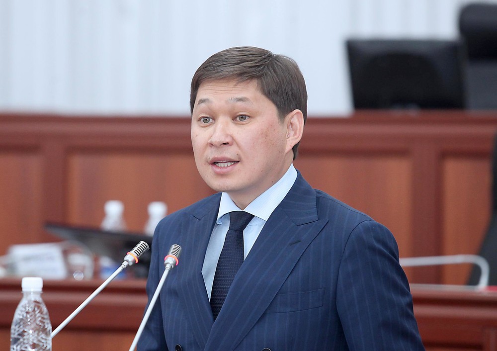 Сапар Исаков