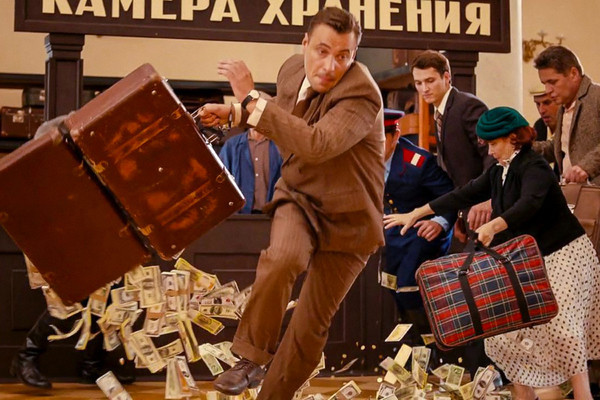 Кадр: телесериал «Фарца»