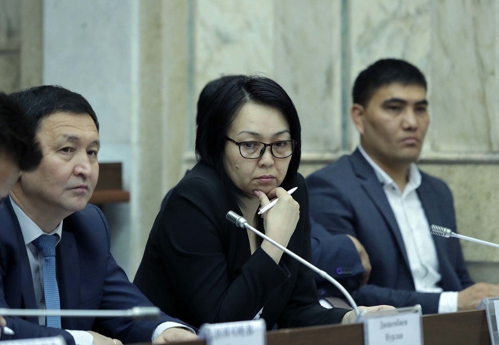 Нурлан Дюшембиев, Гульмира Абдралиева,
