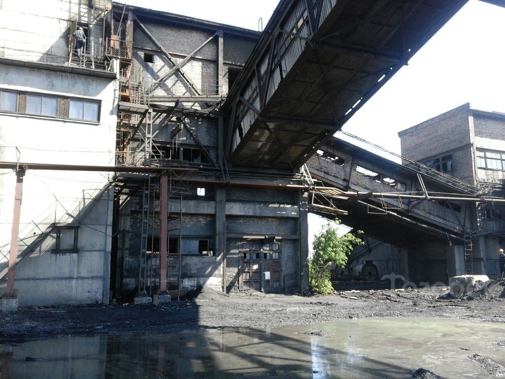 Фото с места возгорания на галерее ленточных конвейеров ЛК-8 «А» и «Б» от 11 сентября 2015 года.