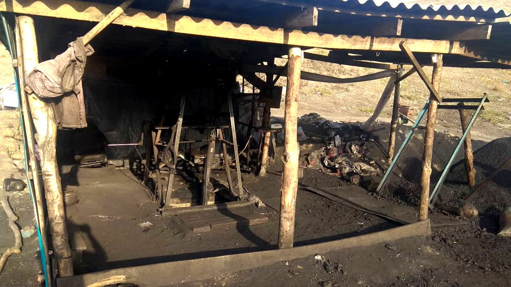 Забой на старой шахте в Кадамжайском районе