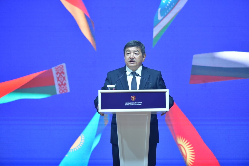 Акылбек Жапаров