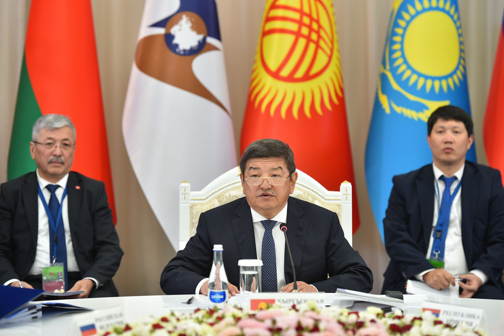 Акылбек Жапаров