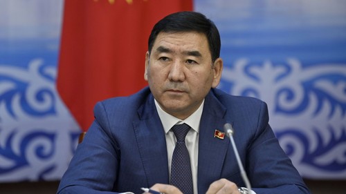 суйунбек омурзаков