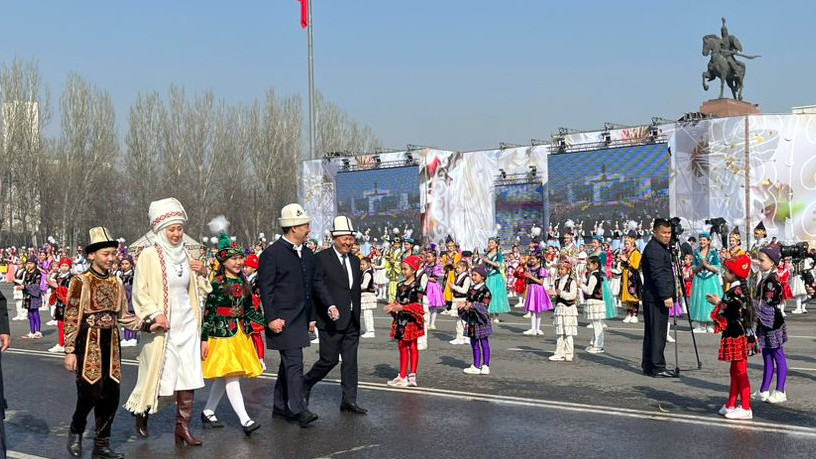 Айгуль Жапарова, Садыр Жапаров, Эмилбек Абдыкадыров