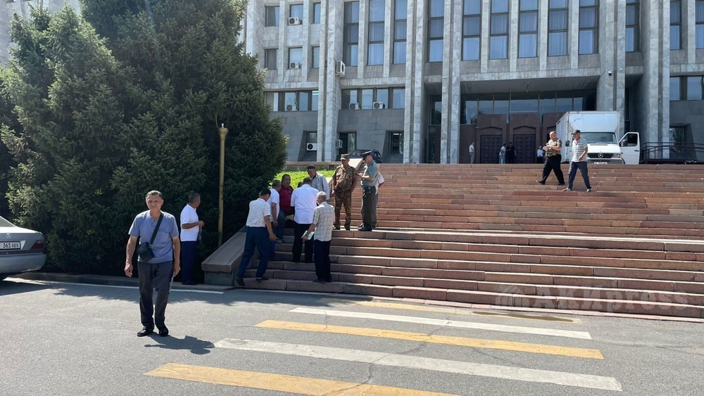 Несостоявшийся митинг воинов-баткенцев