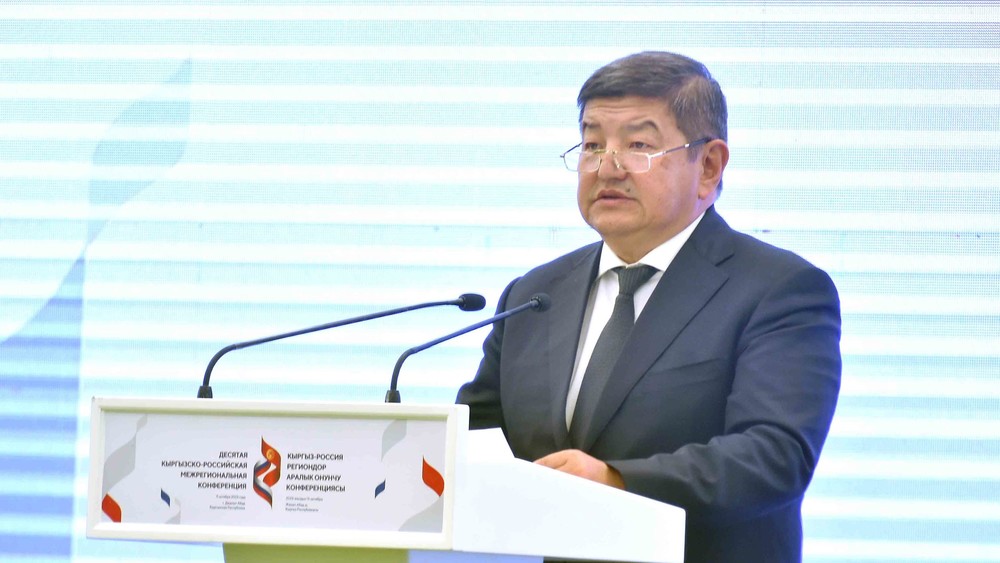 Глава Кабмина Акылбек Жапаров