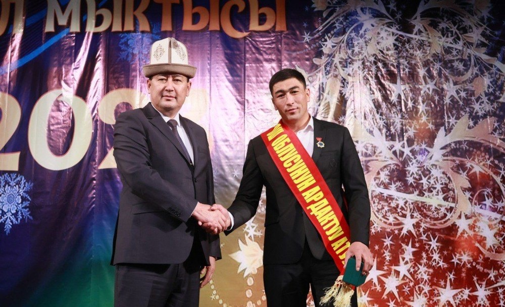 Элчибек Жантаев, Манас Ниязов