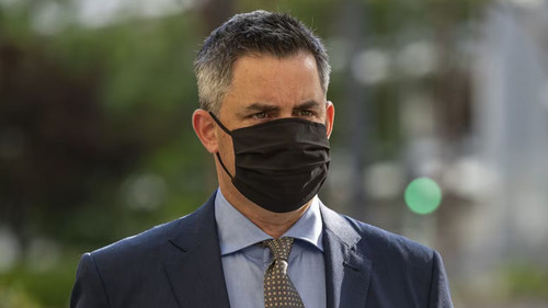 вице-президент