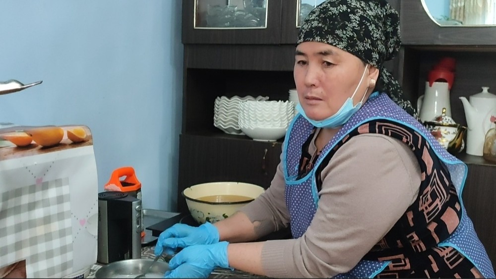 Токтобү Жээнбаева