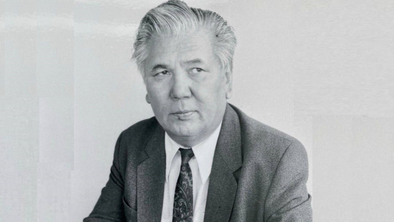 Кемел Токаев