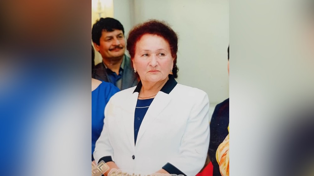 Сепия Кадыракунова