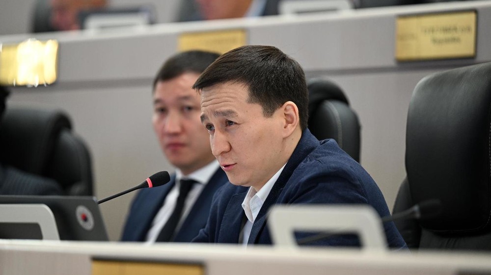 Чынгыз Ажибаев