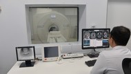 Автономия госбольниц: как 14 медорганизаций будут зарабатывать, не нарушая бесплатную медицину? Интервью
