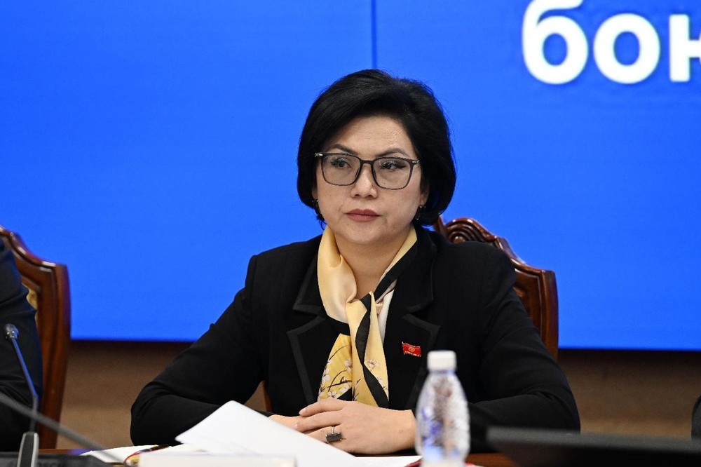 Санталат Аманова