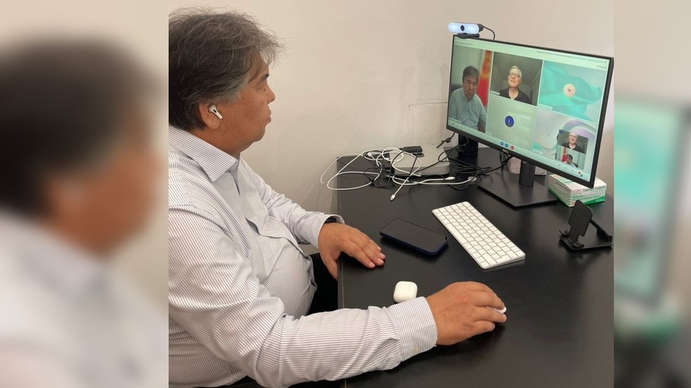 Посол КР во Франции Садык Шер-Нияз