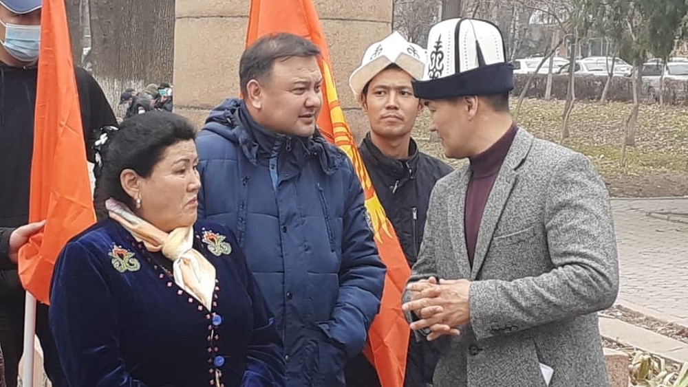 Таабалды Тиллаев на митинге в поддержку Матраимова в Бишкеке