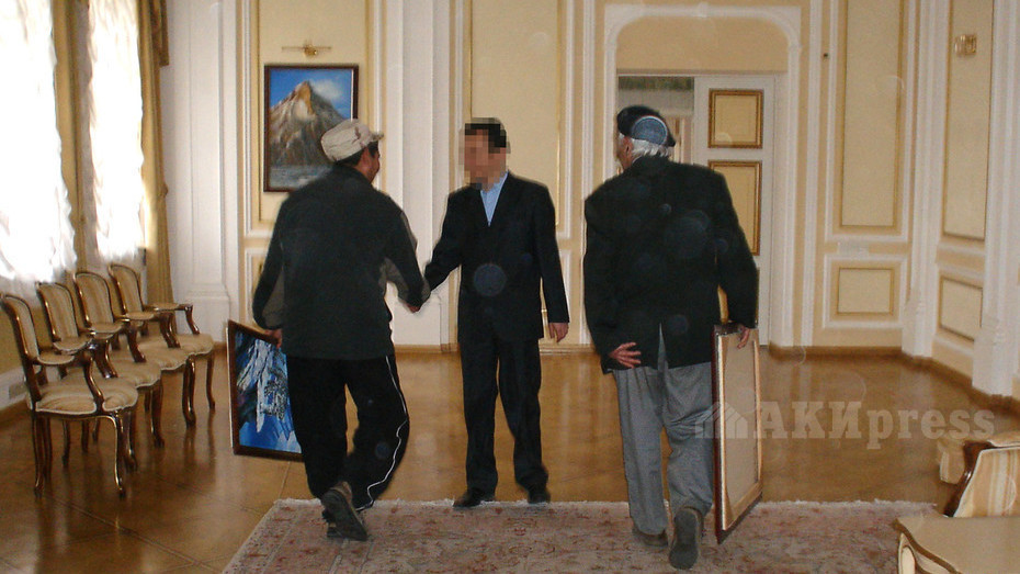 Архив. 24 марта 2005 года