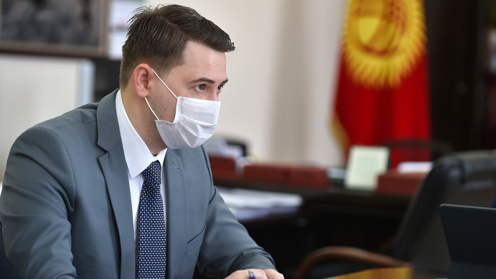Первый вице-премьер Артем Новиков