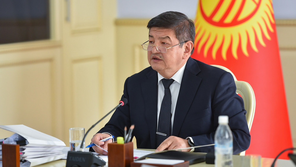Председатель кабмина Акылбек Жапаров