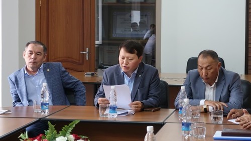 гендиректор