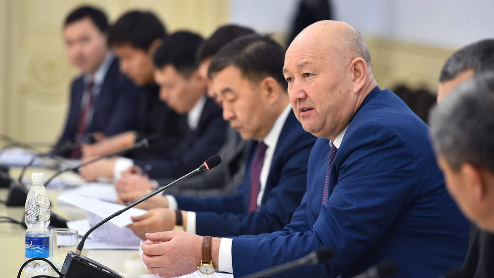 Вице-премьер-министр Жениш Разаков