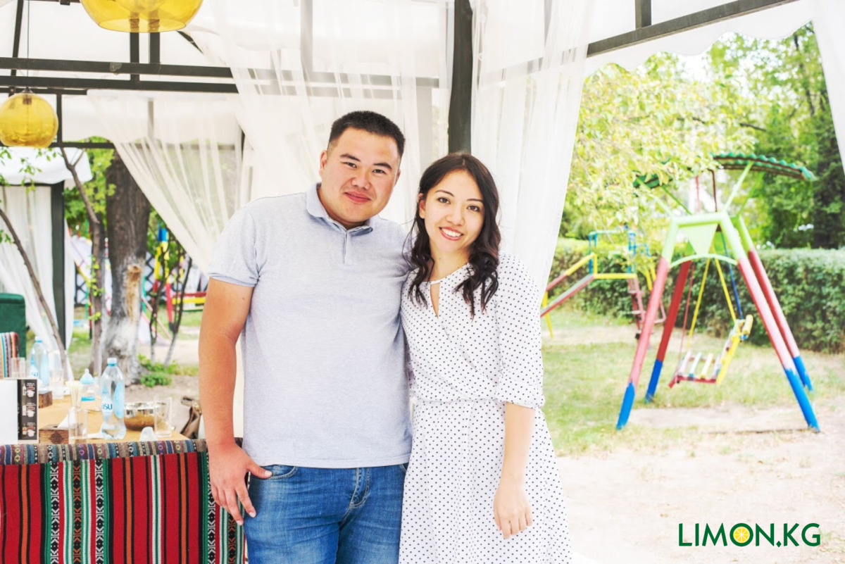 Аузында мүшесі бар жетілген әйелдердің порно видеолары Джулия Тейлор секс