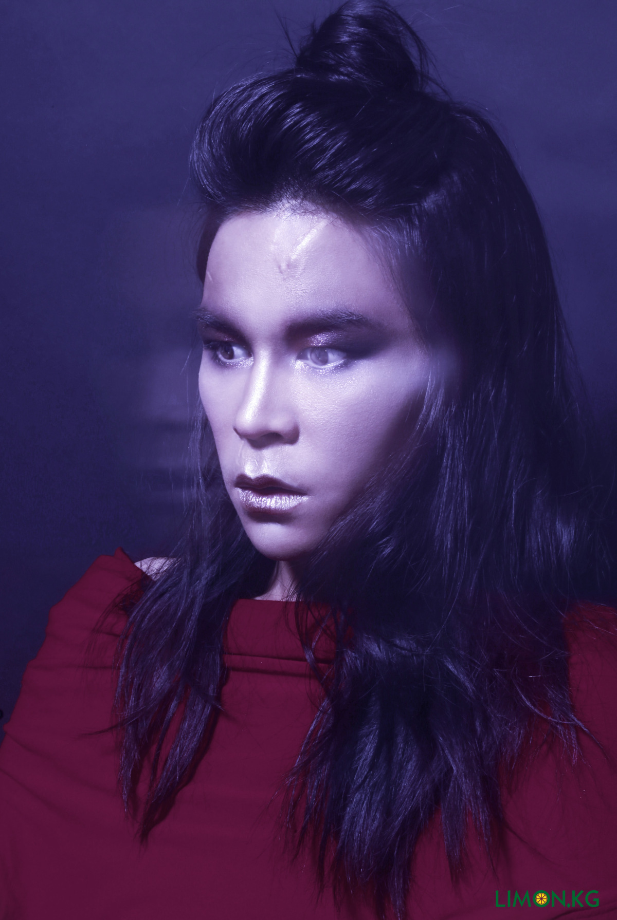 Алтын душ транссексуал