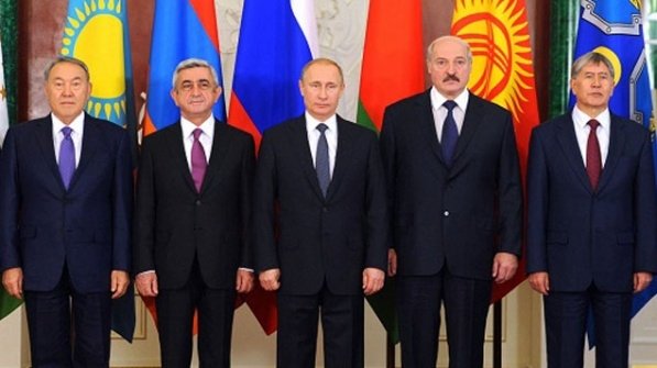 &laquo;Вопрос читателям&raquo;: Как отразилось на вас вступление Кыргызстана в Евразийский экономический союз? &mdash; Tazabek