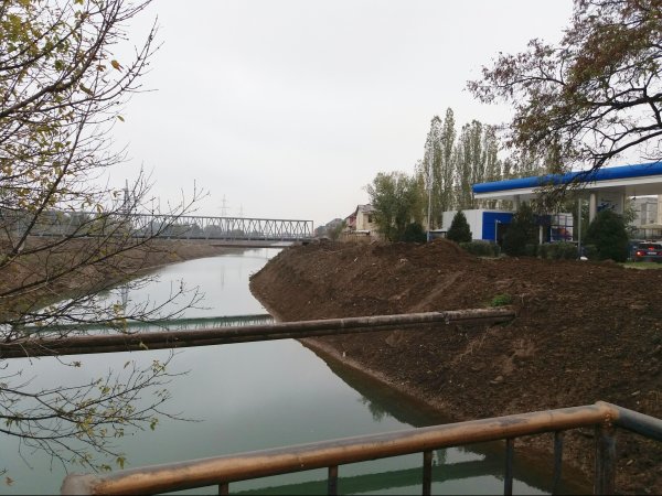 С согласия ТЭЦ в пределах водоохранной полосы незаконно построили АЗС «Газпром», «Роснефть» и кафе «Жасмин», - Госэкотехинспекция — Tazabek