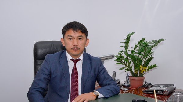 Вы не думайте, что стали начальниками и можете сидеть и отдыхать, - директор Госантимонополии Б.Казаков главам региональных управлений &mdash; Tazabek