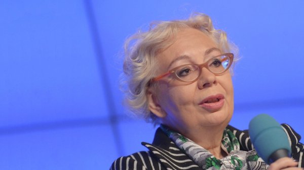 Переводы мигрантов из России в Кыргызстан увеличились до докризисного уровня благодаря равным условиям, - министр ЕЭК Т.Валовая &mdash; Tazabek