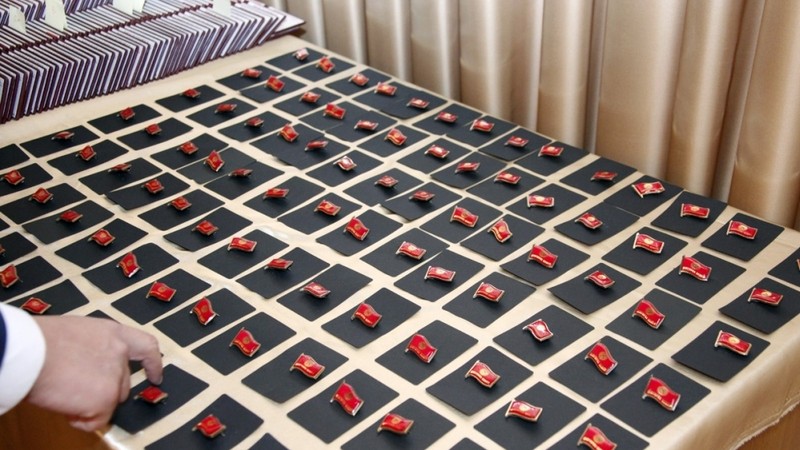 Рейтинг Tazabek: ТОП-7 официальных депутатов-миллионеров &mdash; Tazabek